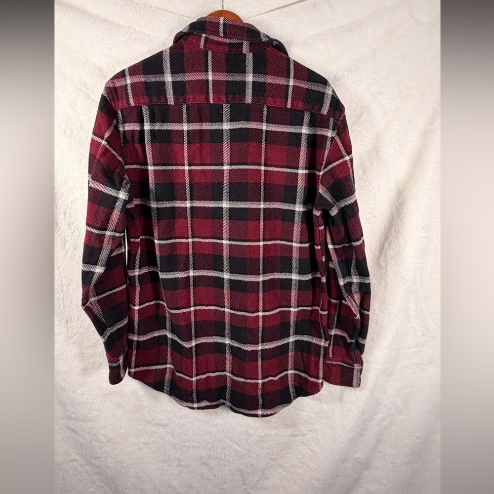 St Johns Bay Mens Plaid Flannel Shirt Red Black Medium - Picture 6 of 6